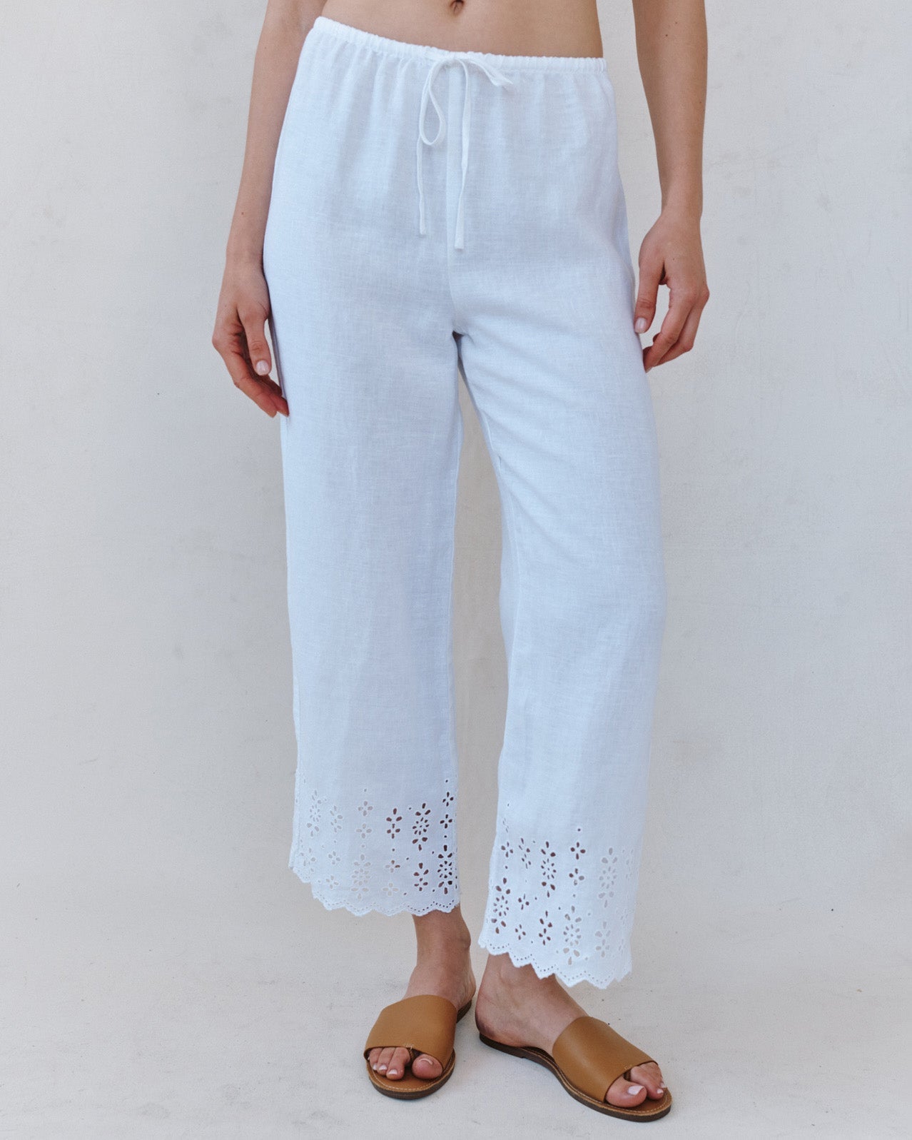 Beach Crop With Embroidered Hem - White – Bella Dahl