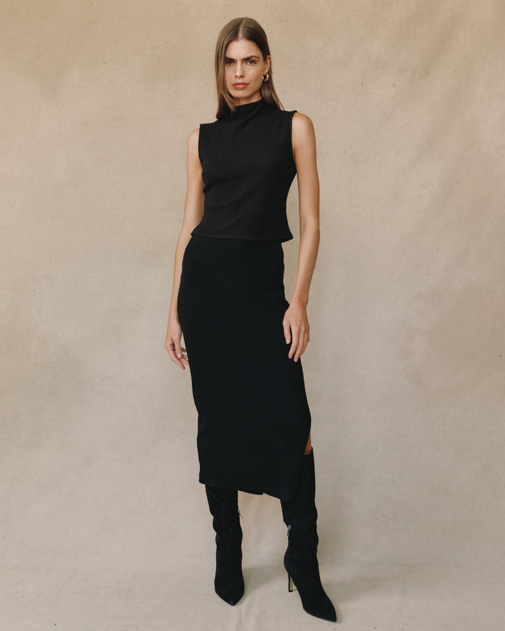 CLEAN WAIST KNIT SKIRT WITH SIDE SLIT BLK - Bella Dahl