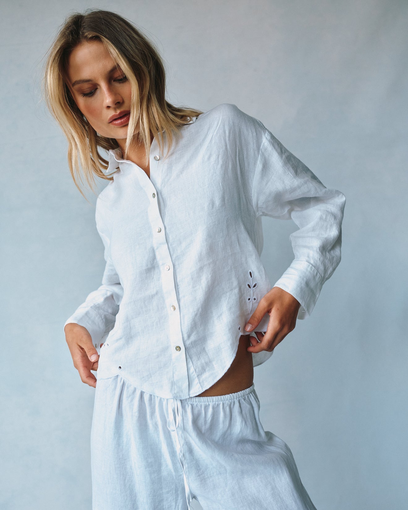 EYELET EMBROIDERED SHIRT WHT - Bella Dahl