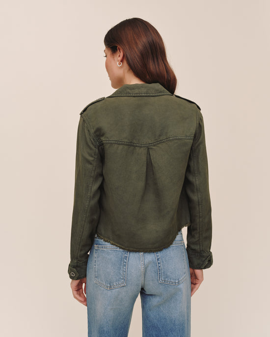 Bella Dahl Cropped Utility Jacket With Fray Hem - Smoked Olive View 2