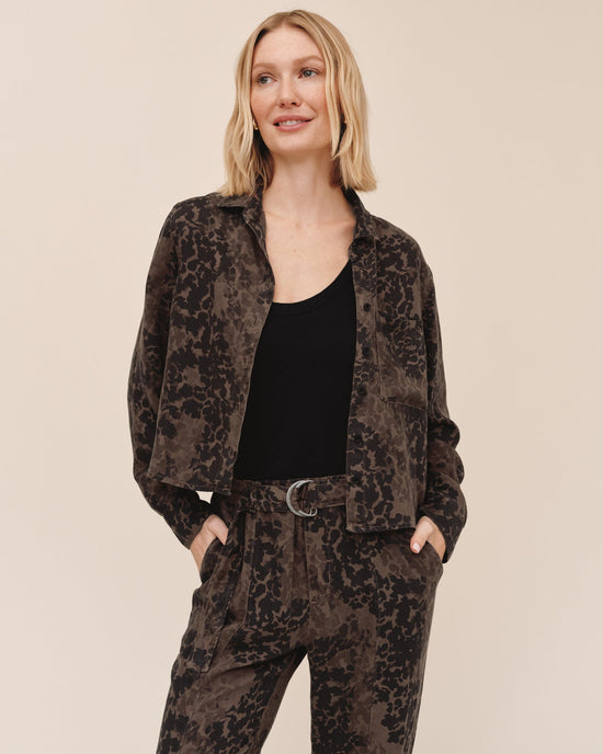Bella Dahl Long Sleeve Crop Pocket Shirt - Ditsy Camo Print