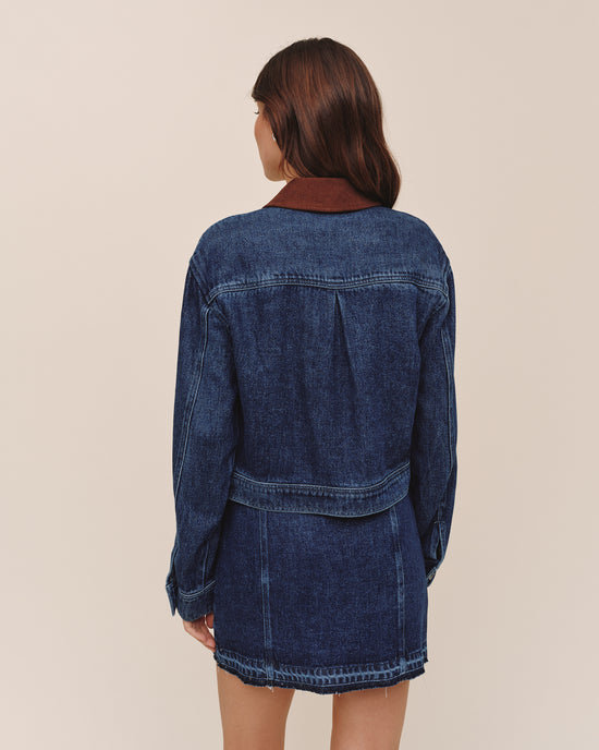 Bella Dahl Crop Zip Up Barn Jacket - Dark Rinse Wash View 2