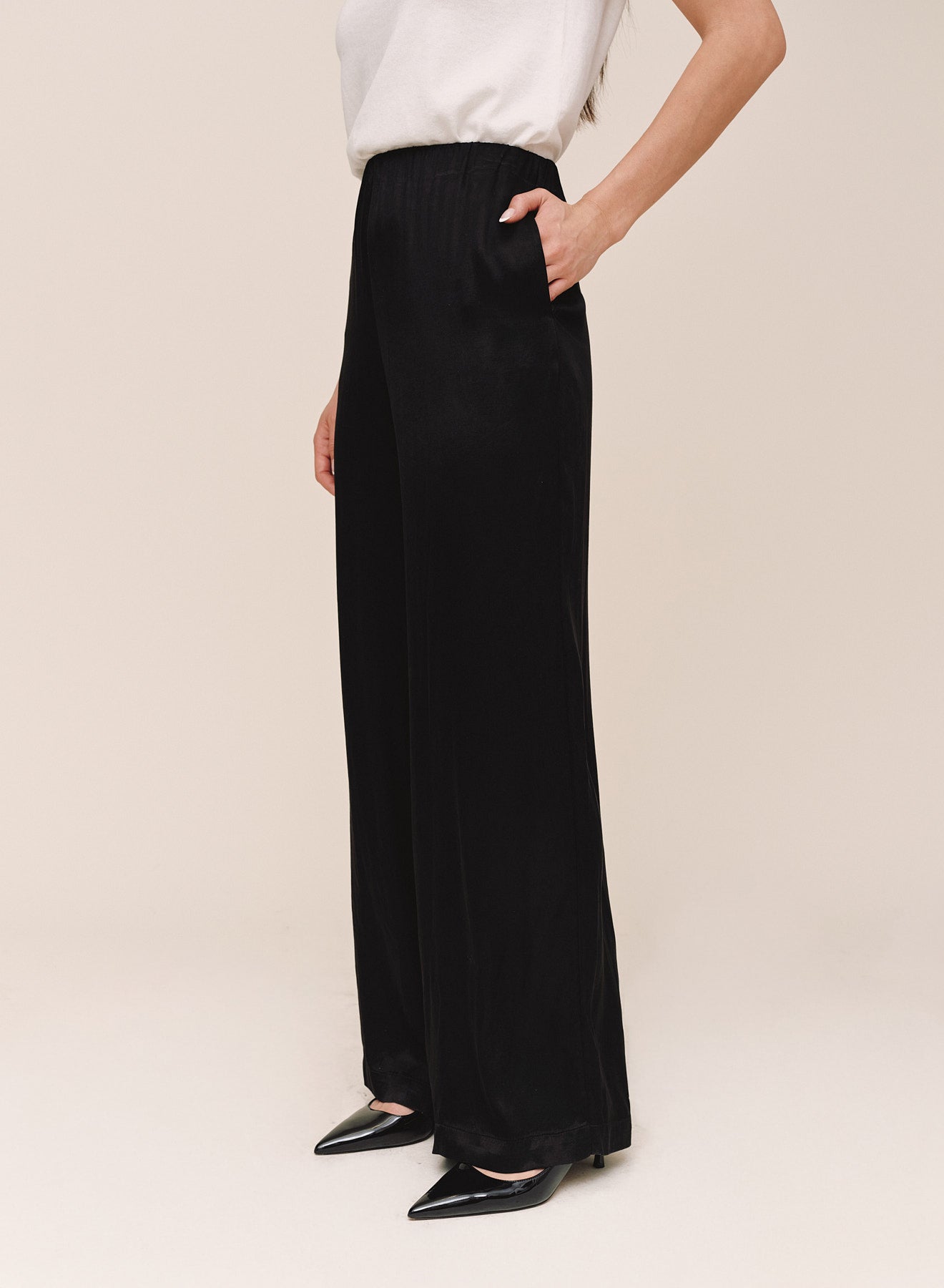 Sleek Wide Leg Pant - Black