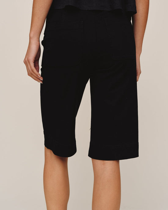 Bella Dahl Saige Bermuda- Black View 2