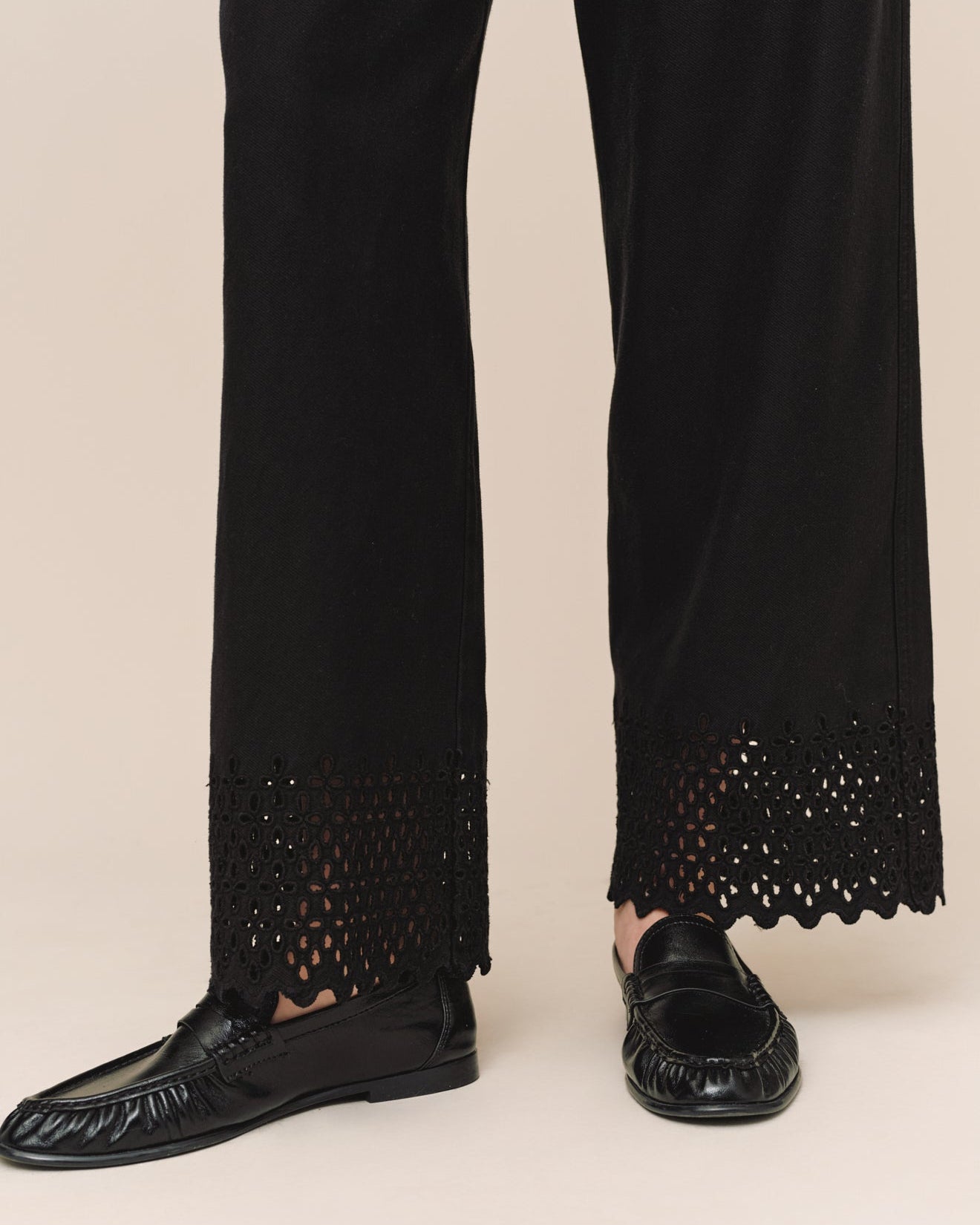 Utility Pant With Embroidered Scallop Edge - Black