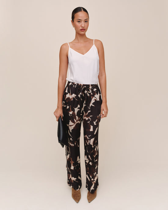 Bella Dahl Dressed Up Track Pant With  Stripe - Shadow Floral Print