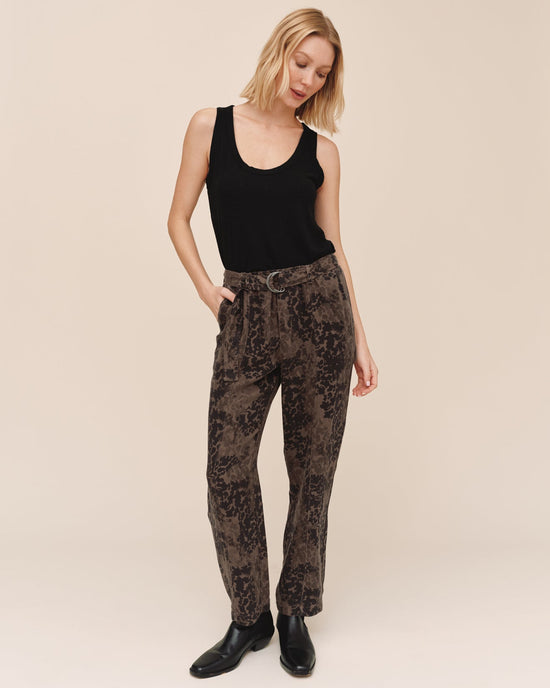 Bella Dahl Belted Seam Pant - Ditsy Camo Print