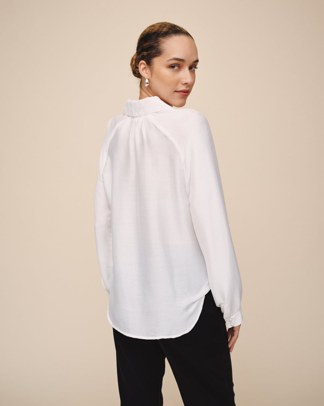 Long Sleeve Raglan Pullover- White