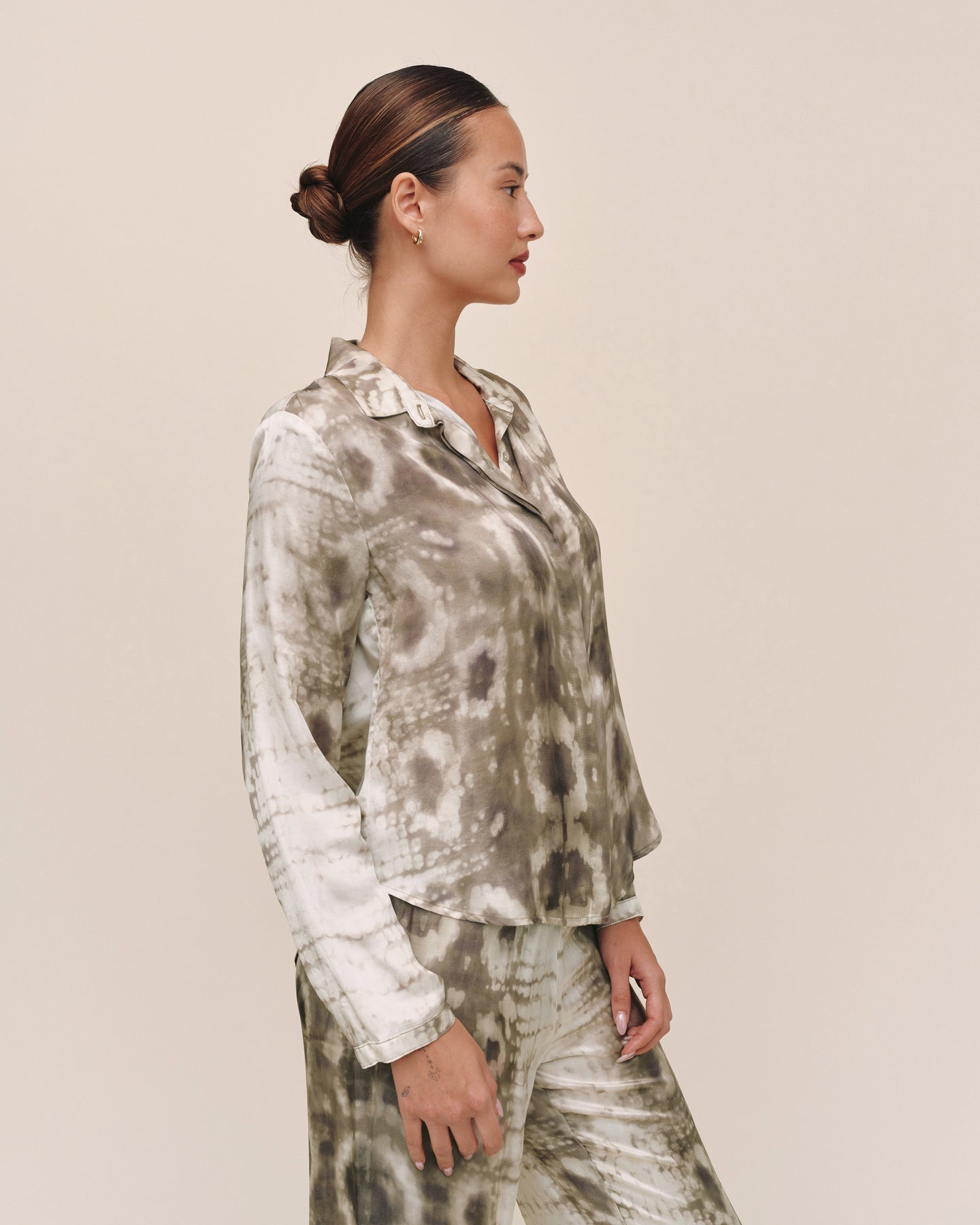 Clean Hidden Placket Shirt - Sage Snake Print
