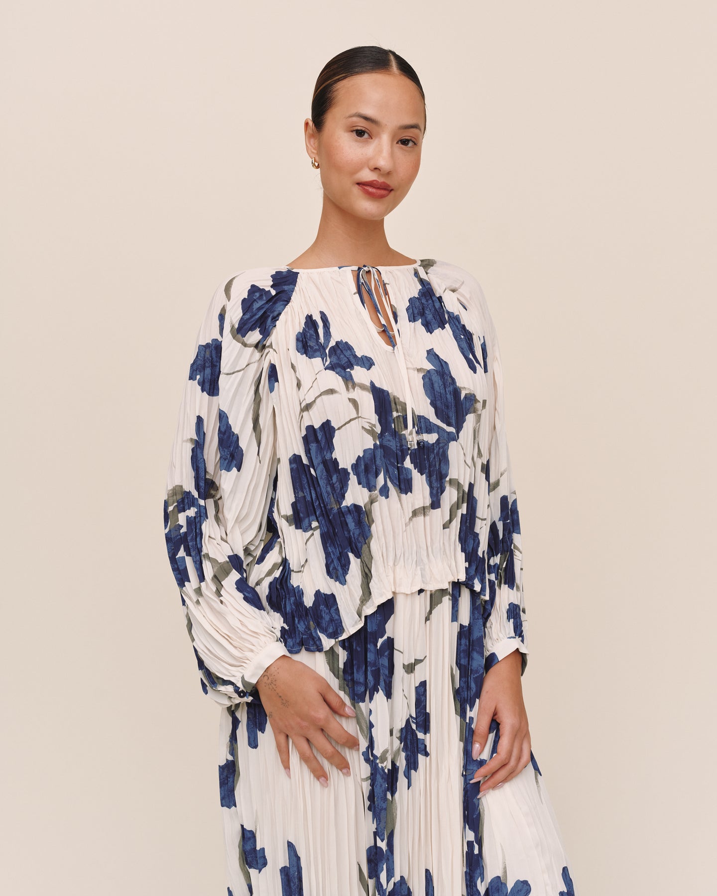 Pleated Tie Front Top - Indigo Iris Print