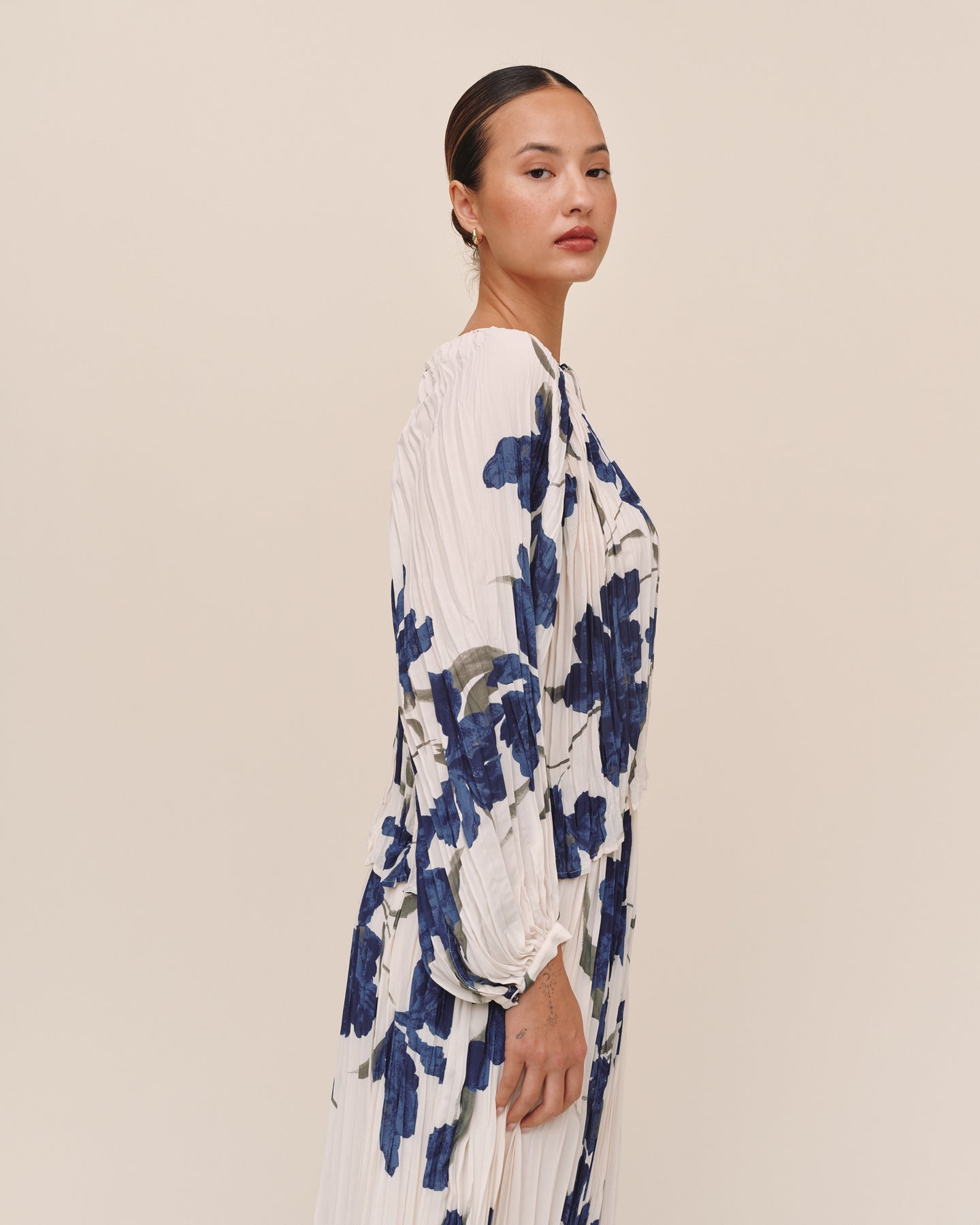 Pleated Tie Front Top - Indigo Iris Print