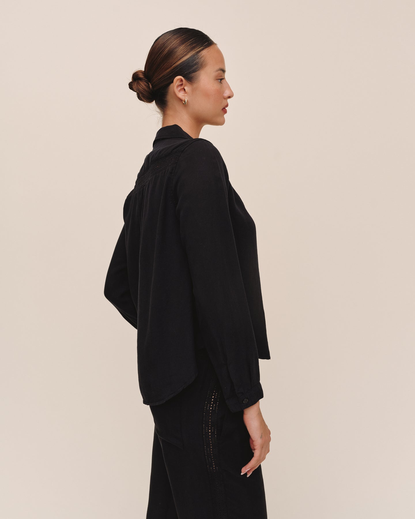 Long Sleeve Shirt With Lace Inset - Black