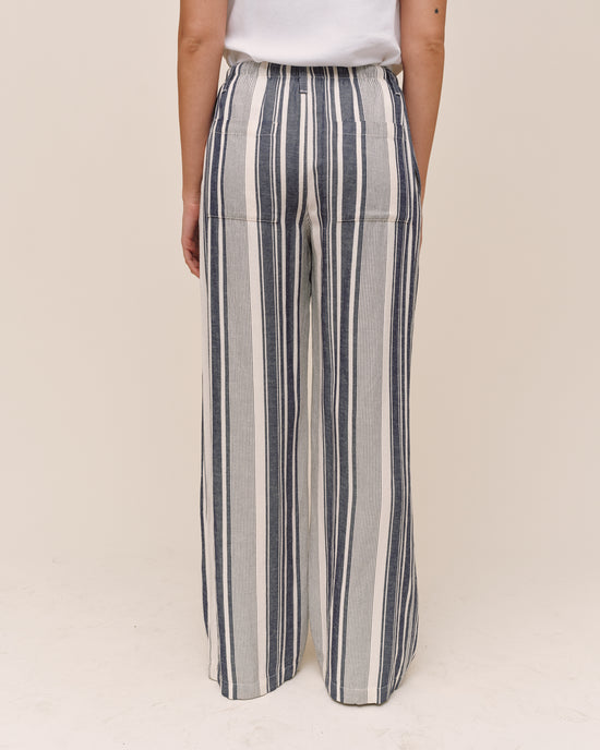 Bella Dahl Clean Wide Leg Pant - Worn Navy Stripe View 2