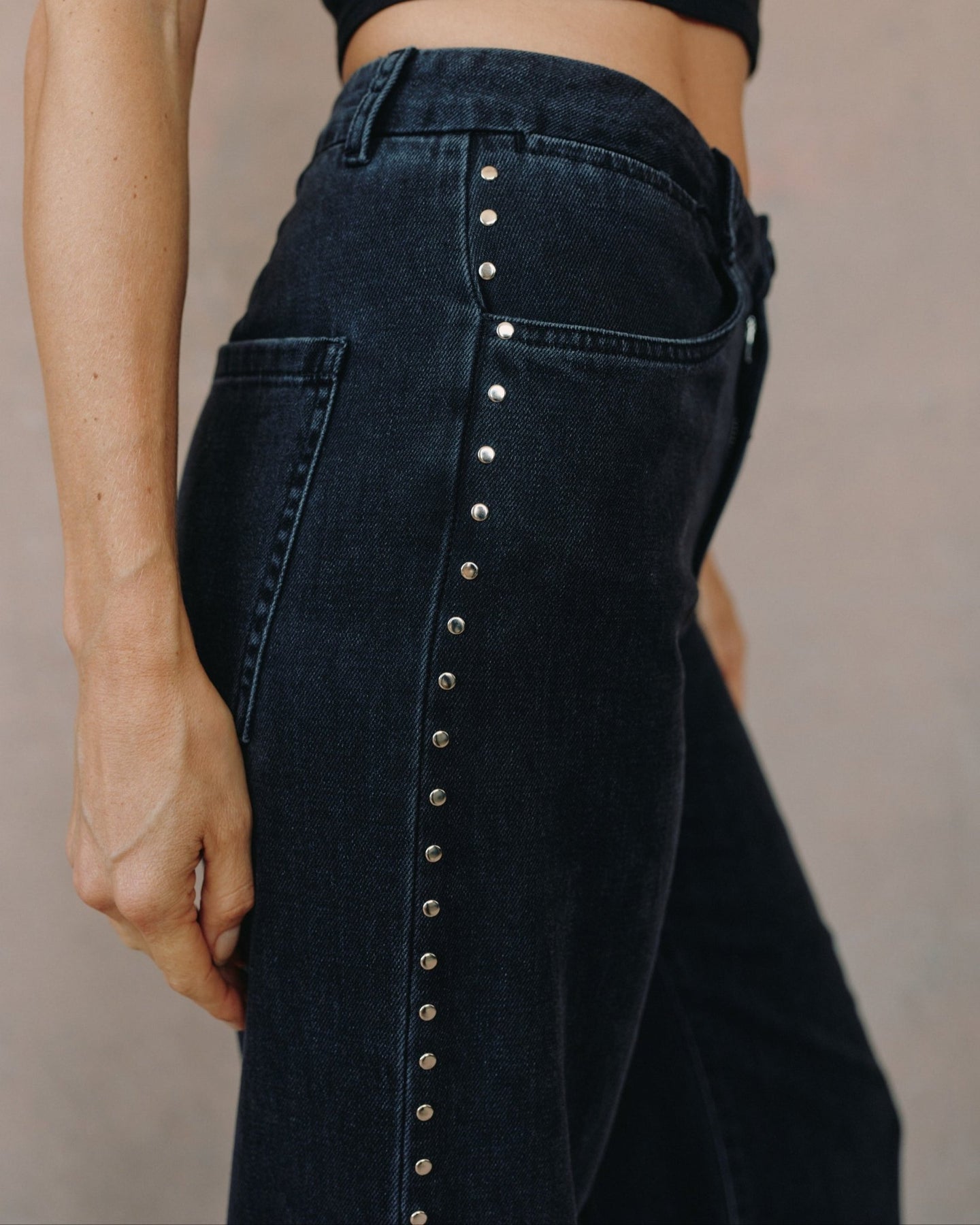 Bella DahlAnya Studded Vintage Jean - Moon Shadow WashPants