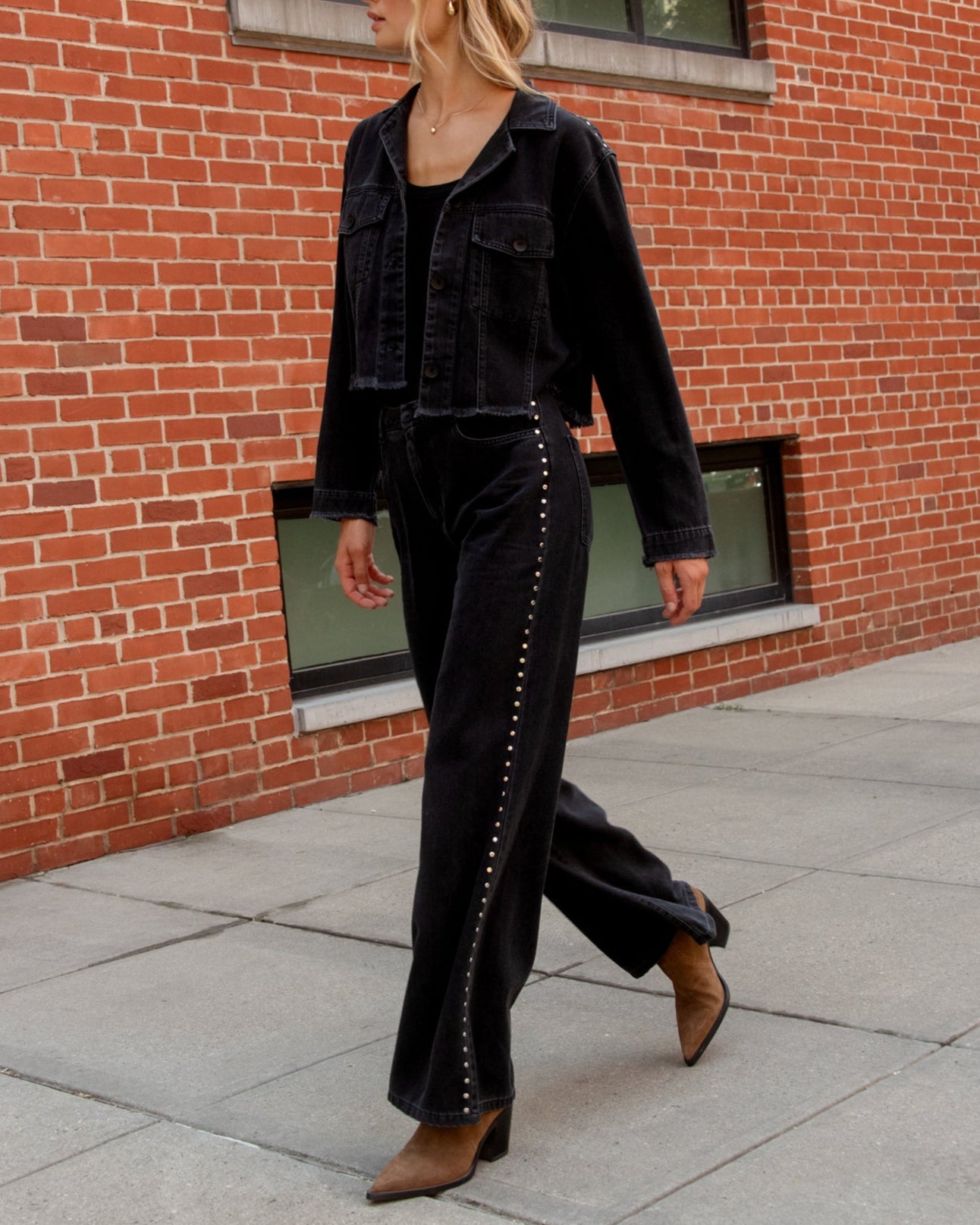 Bella DahlAnya Studded Vintage Jean - Moon Shadow WashPants