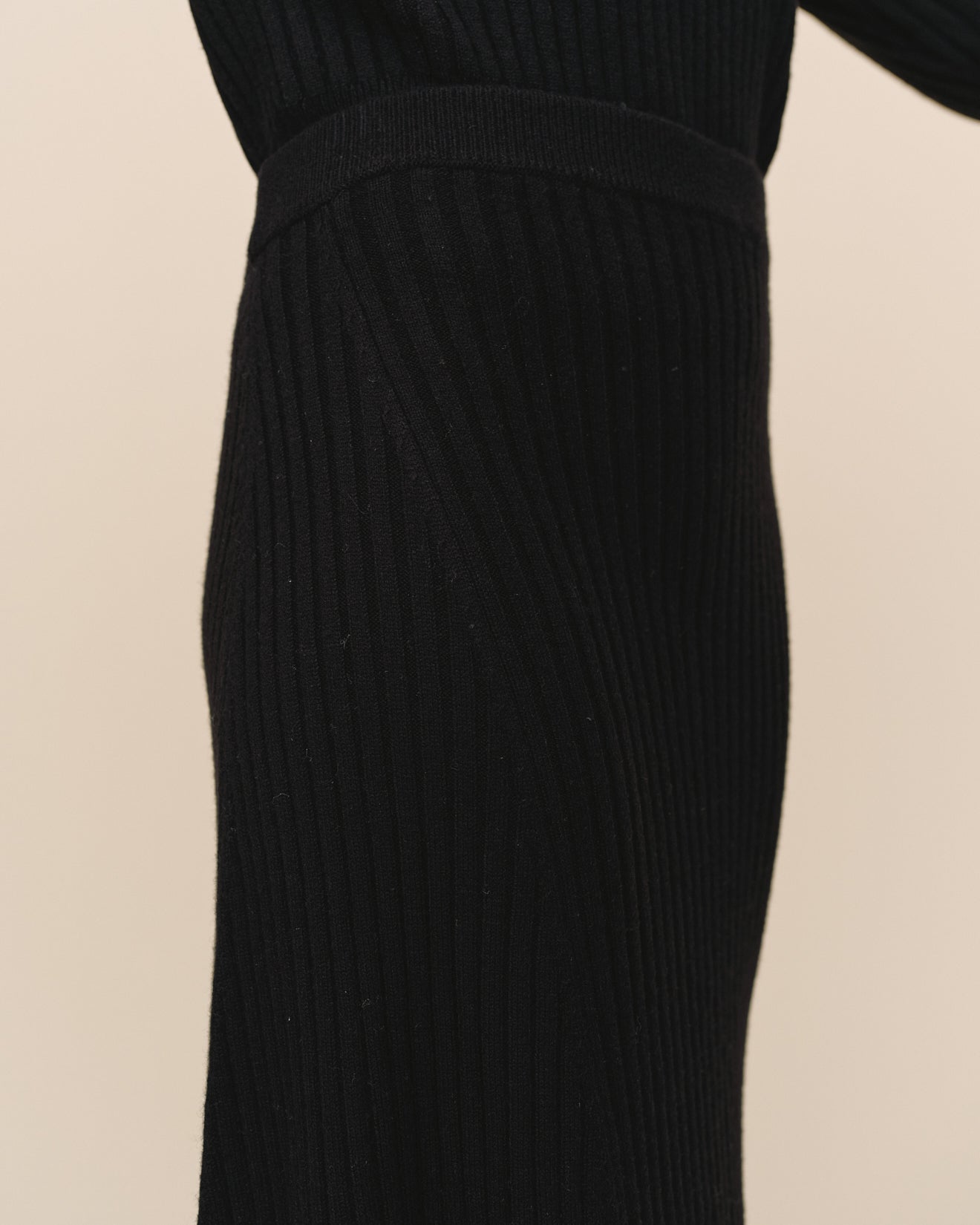 Bella DahlAsymmetric Hem Skirt - BlackSkirts