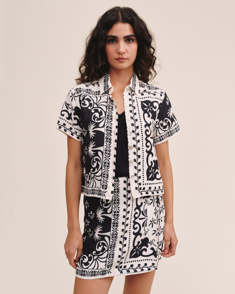 Bella DahlBandana Short Sleeve Camp Shirt - Tropical Bandana PrintTops