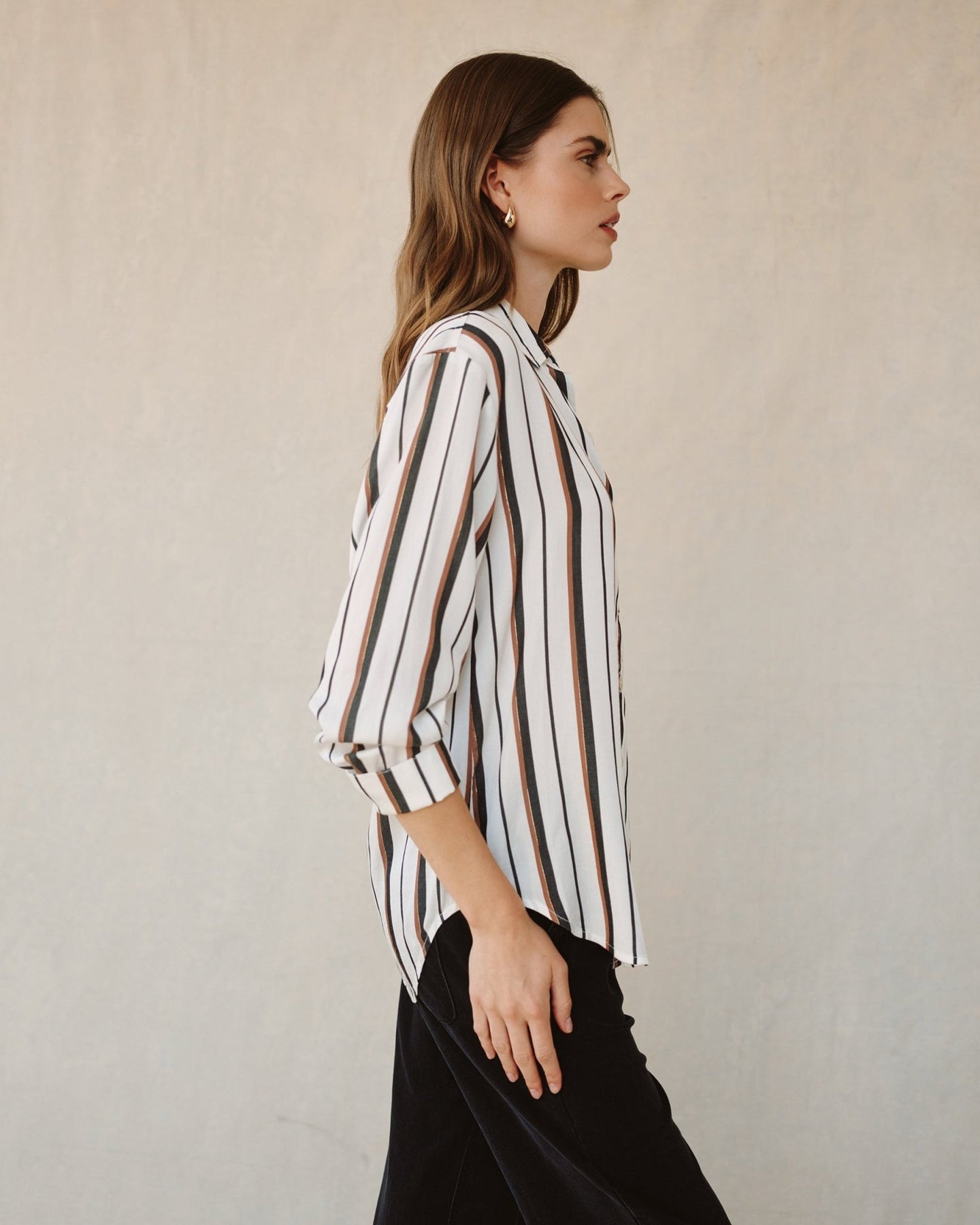 Bella DahlBoyfriend Button Down - Autumn Lurex StripeTops