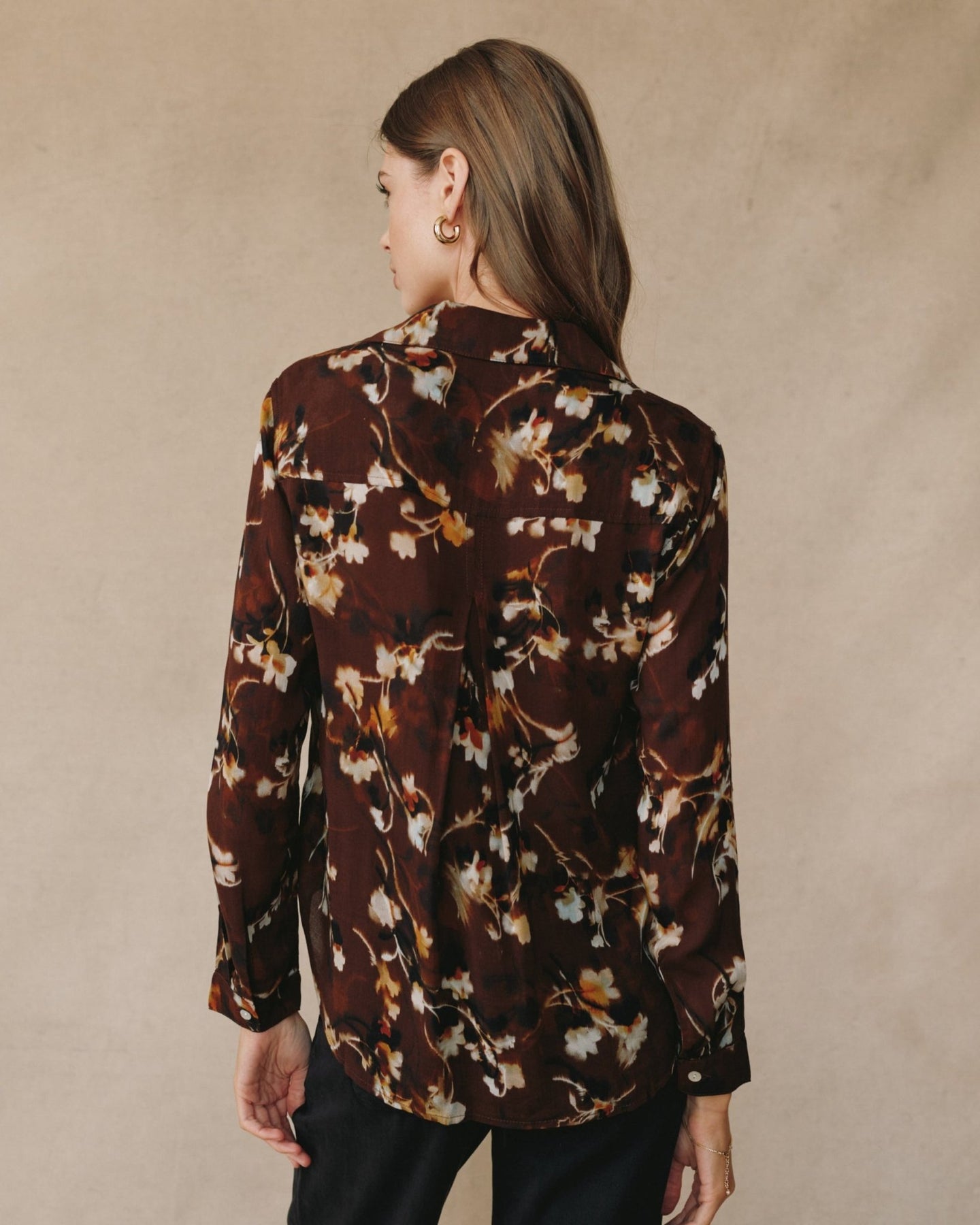 Bella DahlButton Down Shirt - Blurred Blooms PrintTops