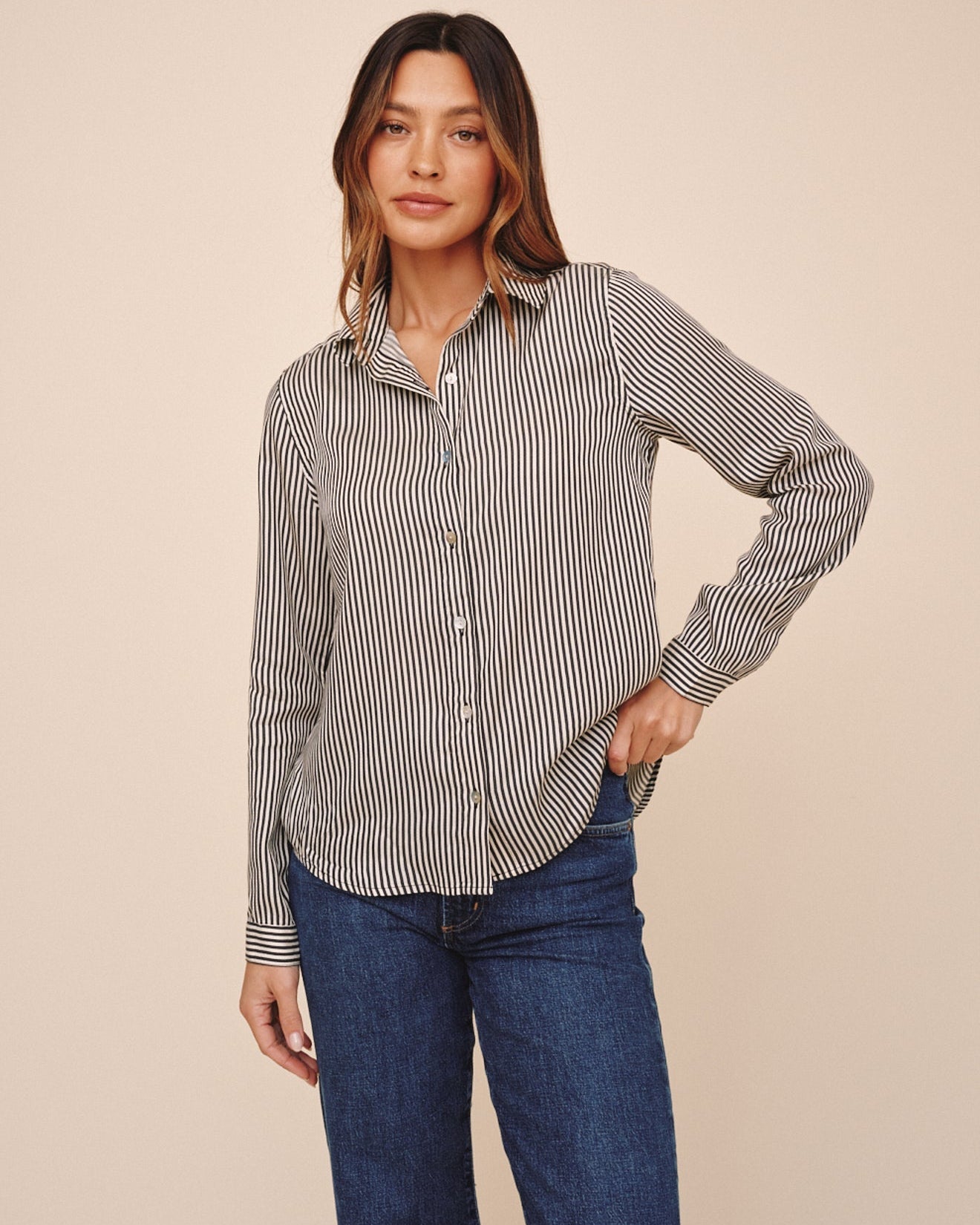 Bella DahlButton Down Shirt - Vintage PinstripeTops