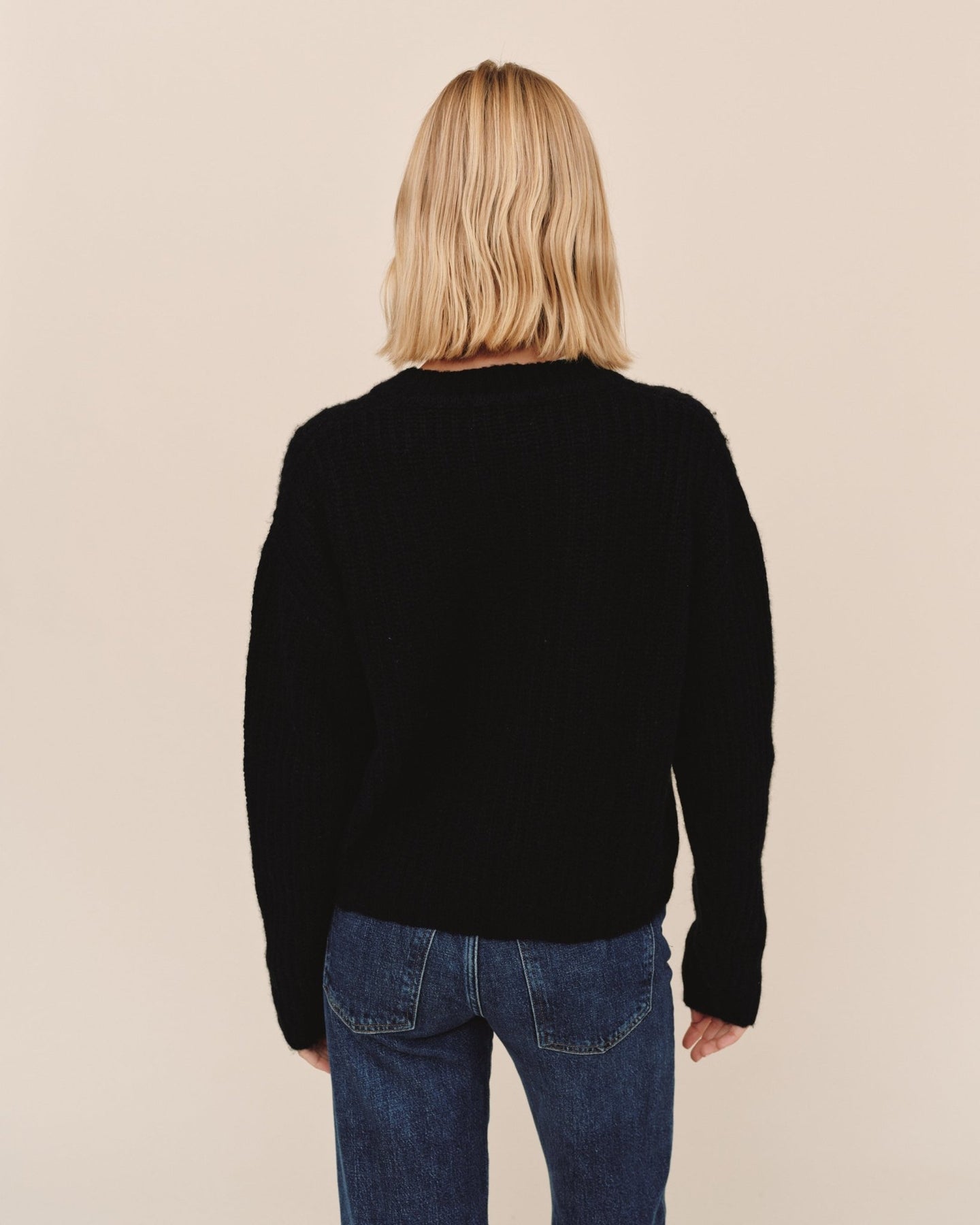 Bella DahlButton Placket Pullover Sweater - BlackSweaters