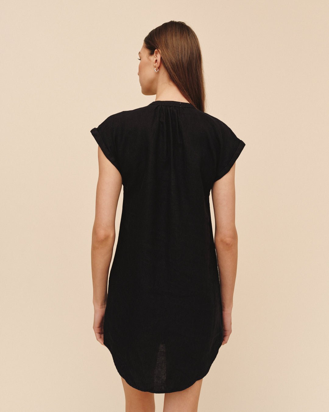 Bella DahlCap Sleeve Henley Dress - BlackDresses