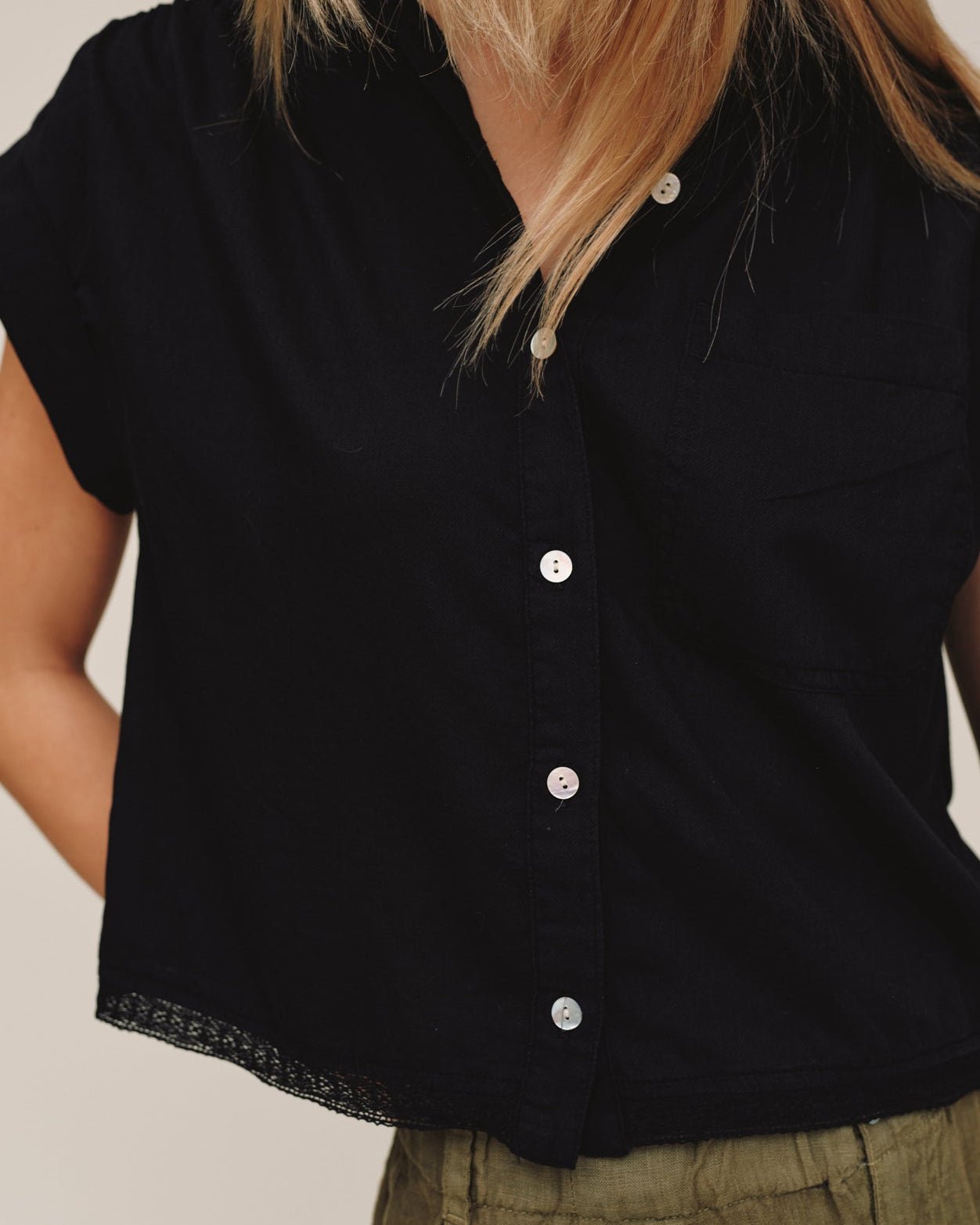 Bella DahlCap Sleeve Trimmed Shirt - BlackTops