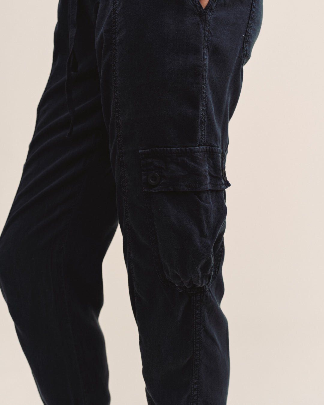 Bella DahlCargo Jogger - Vintage BlackPants