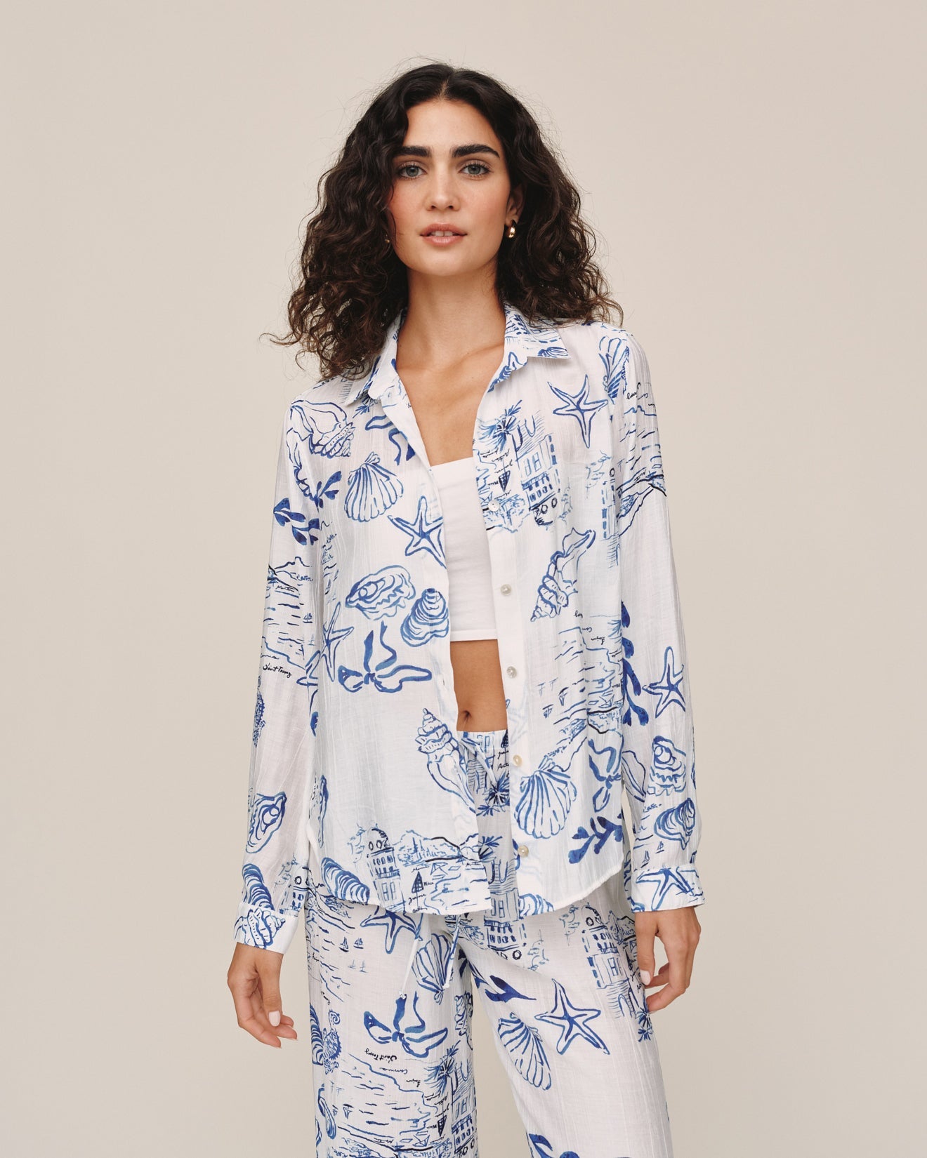 Bella DahlClassic Button Down - Riviera PrintTops