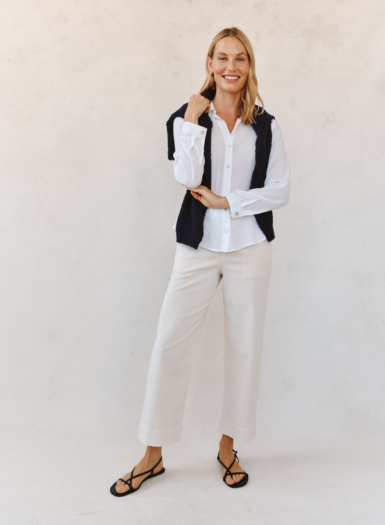 Bella DahlClassic Button Down Shirt - WhiteTops