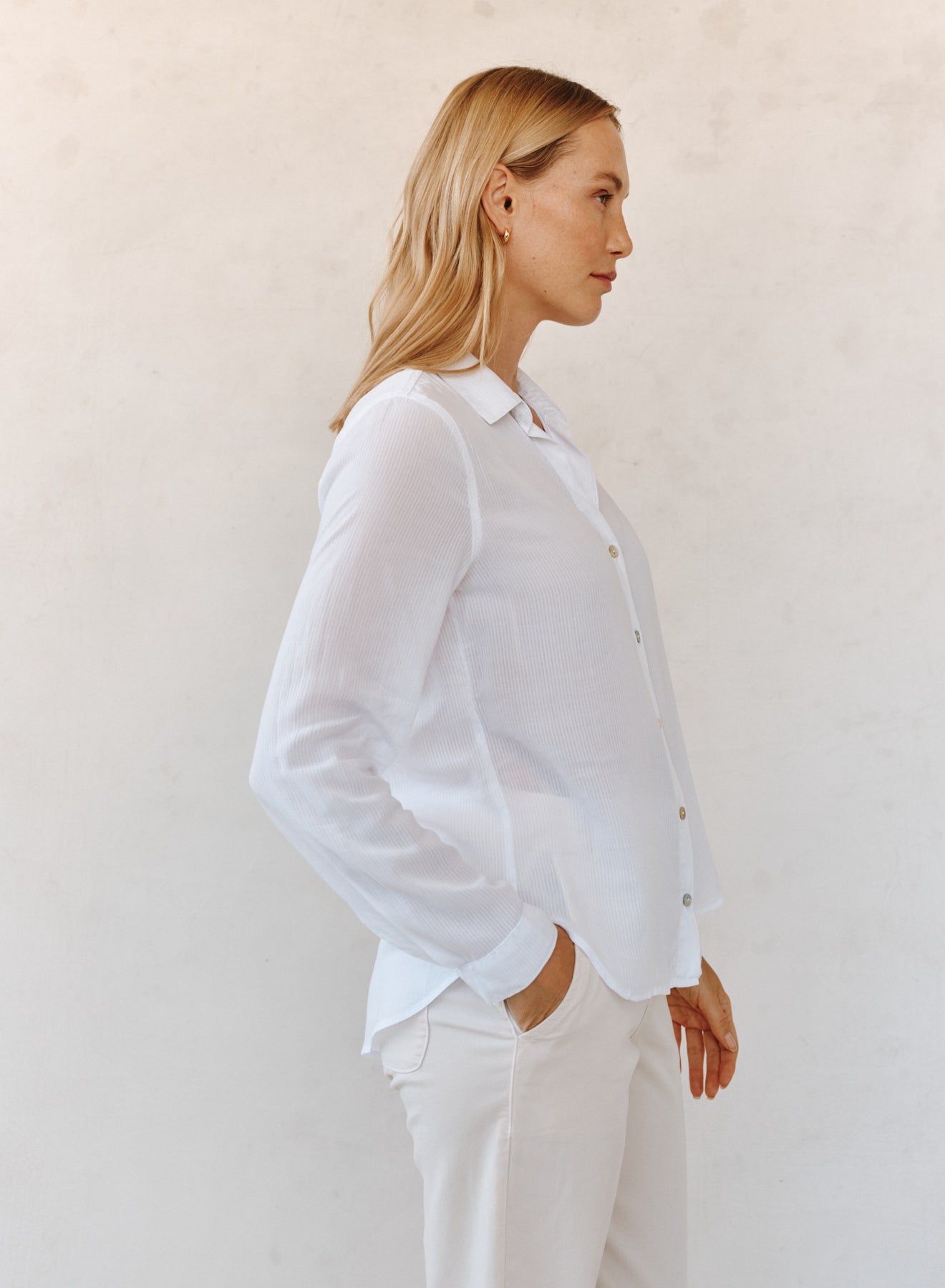 Bella DahlClassic Button Down Shirt - WhiteTops