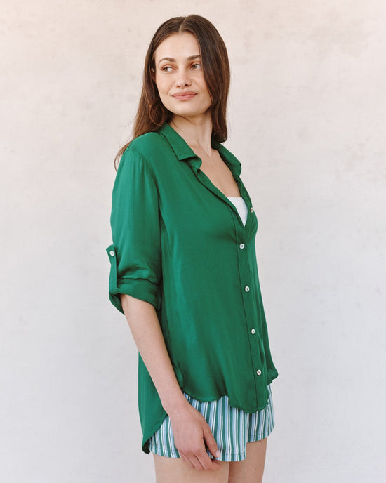 Bella Dahl Clean Shirt With Roll Sleeve - Palm Green View 2