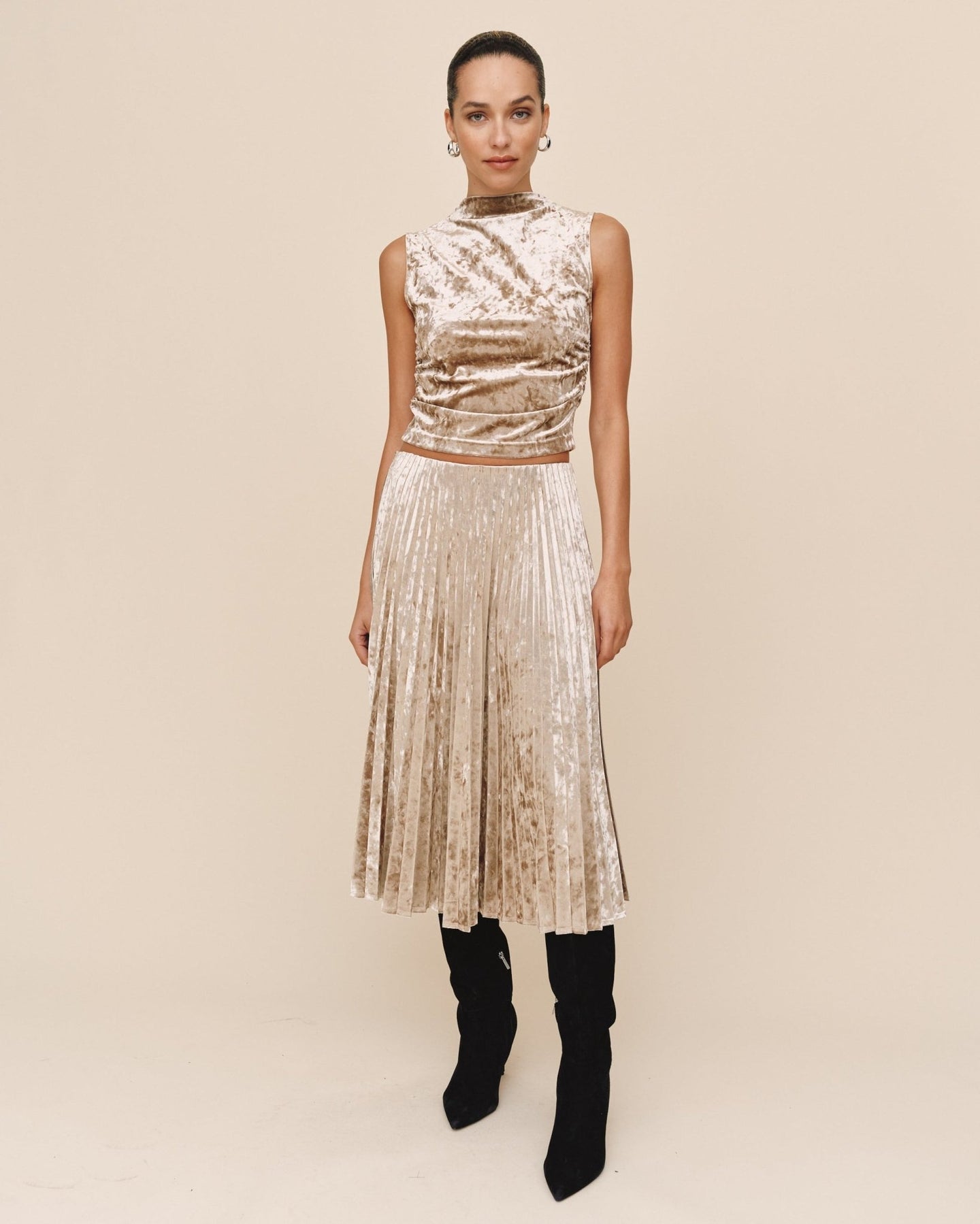 Bella DahlClean Waist Pleated Skirt - Mocha SofteeSkirts