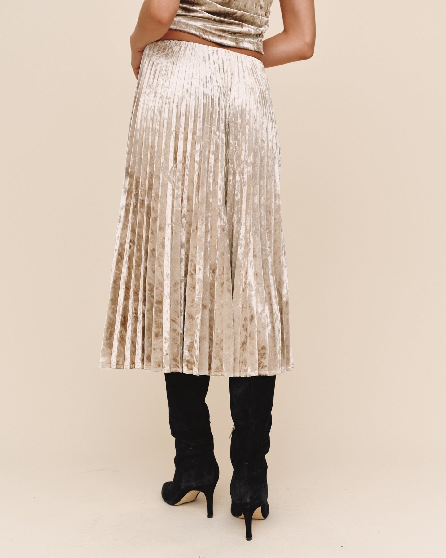 Bella DahlClean Waist Pleated Skirt - Mocha SofteeSkirts