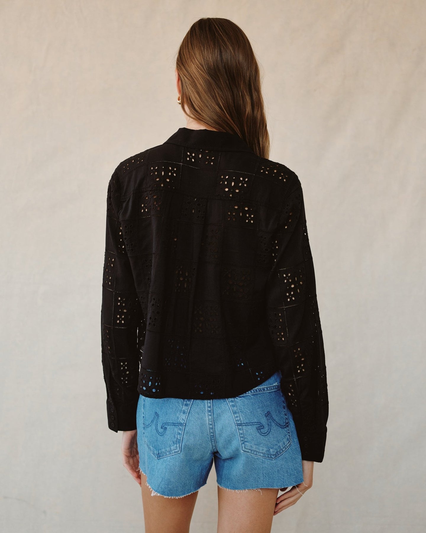 Bella DahlContrast Button Down - BlackTops