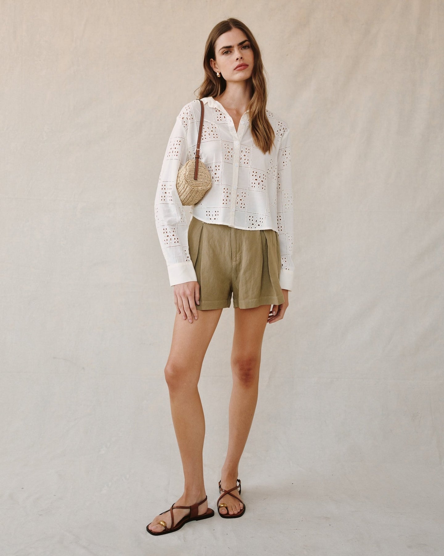 Bella DahlContrast Button Down - Soft IvoryTops