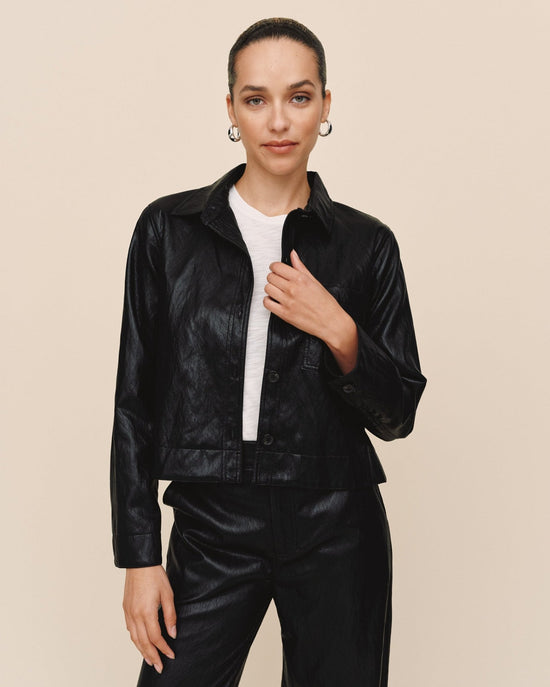 Bella Dahl Crop Pocket Button Down - Black View 2