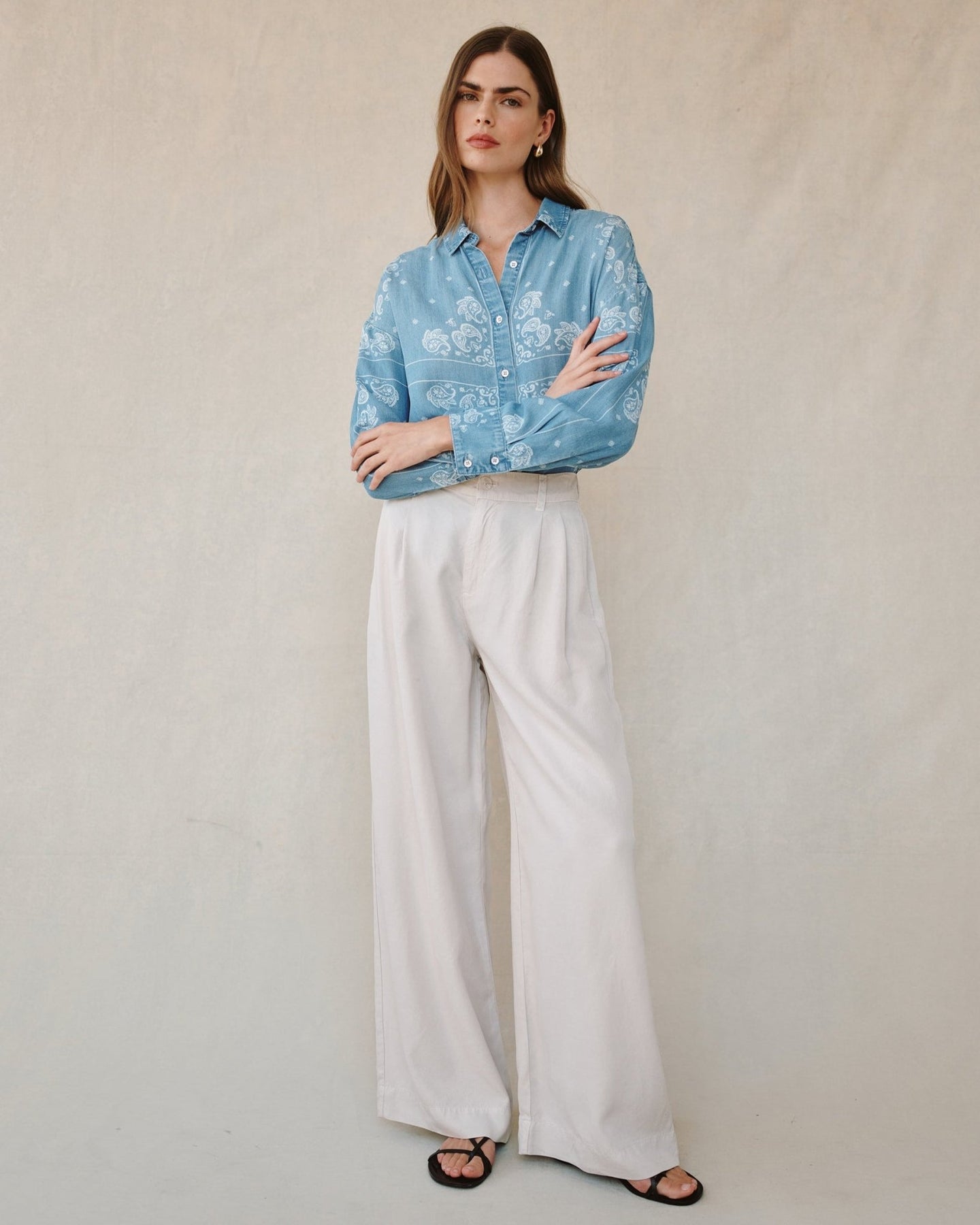 Bella DahlDouble Pleated Wide Leg High Waist Pant - Ivory StonePants