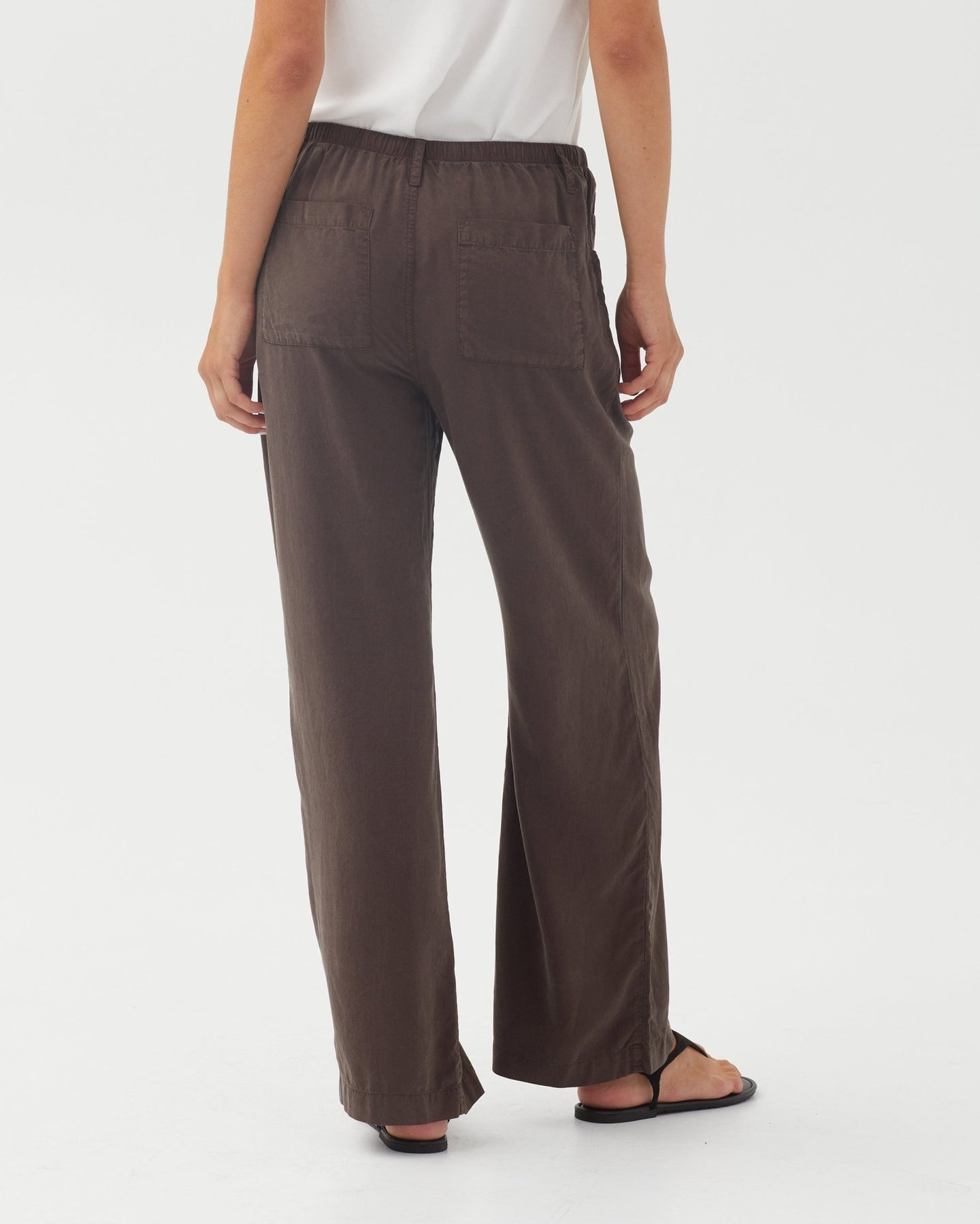 Bella DahlDrawstring Jean - Dark ChestnutPants