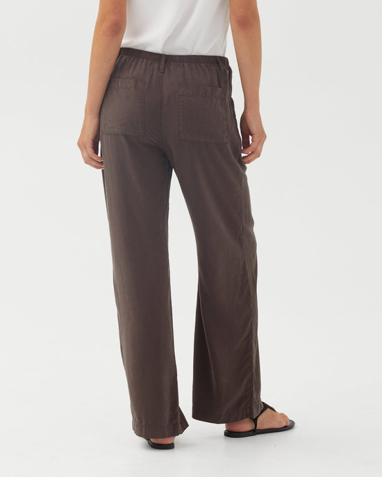 Bella Dahl Drawstring Jean - Dark Chestnut View 2