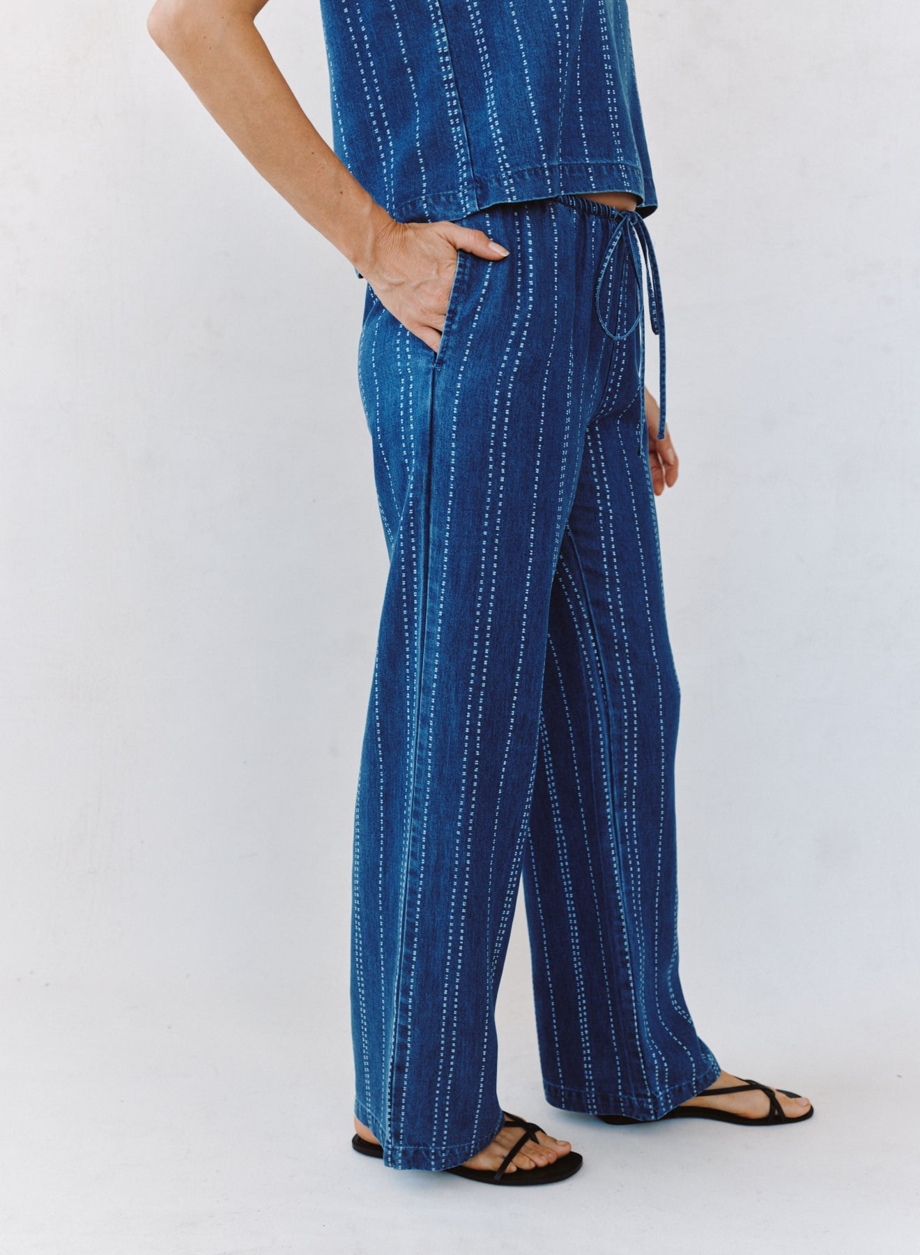 Bella DahlDrawstring Pant - Indigo StripePants
