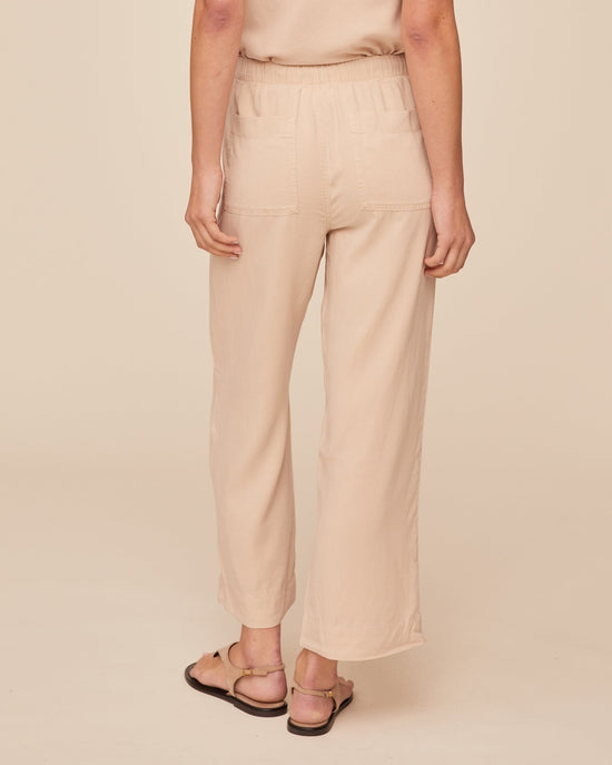 Bella Dahl Easy Pocket Wide Leg Crop - Linen Sand View 2