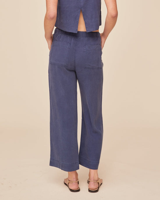 Bella Dahl Easy Pocket Wide Leg Crop - Midnight Surf View 2