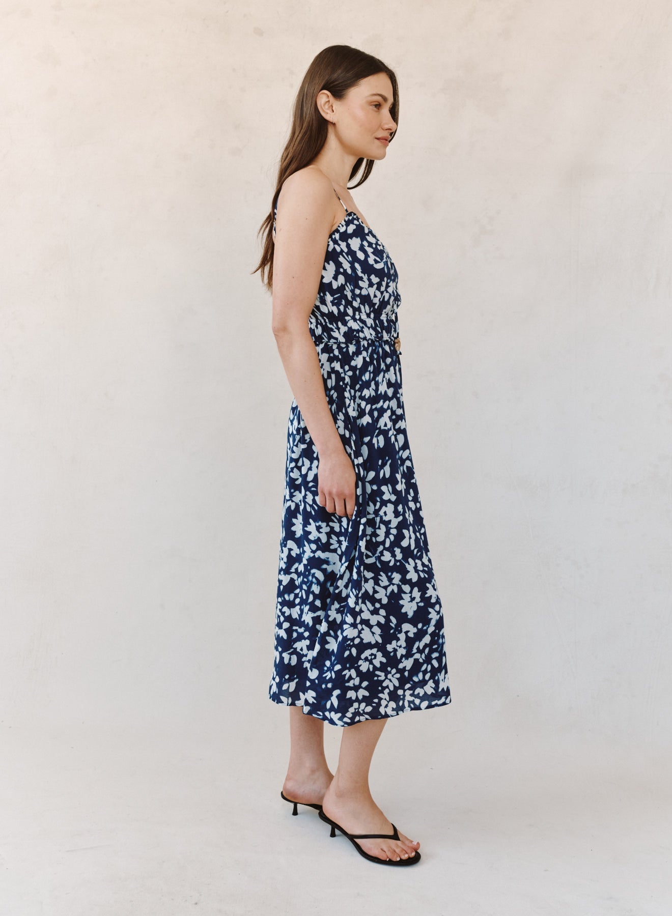 Elastic Waist Midi Dress | Indigo Bloom Print | S | Bella Dahl Elastic Waist Midi Dress | Indigo Bloom Print | S | Bella Dahl