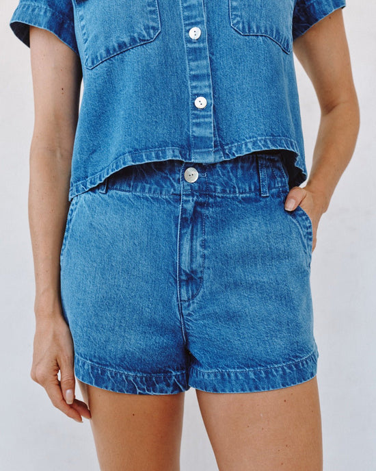 Bella Dahl Elle Playa Trouser Short - Spring Horizon Wash