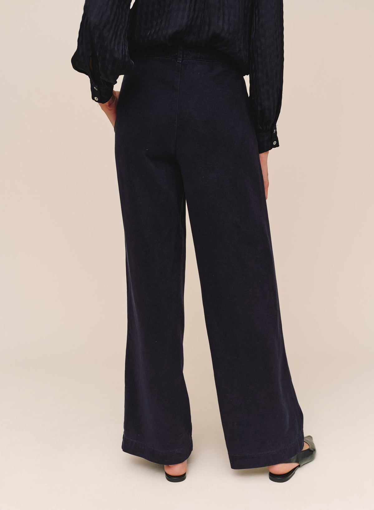 Bella DahlElongated Tuck Pant - TwilightPants