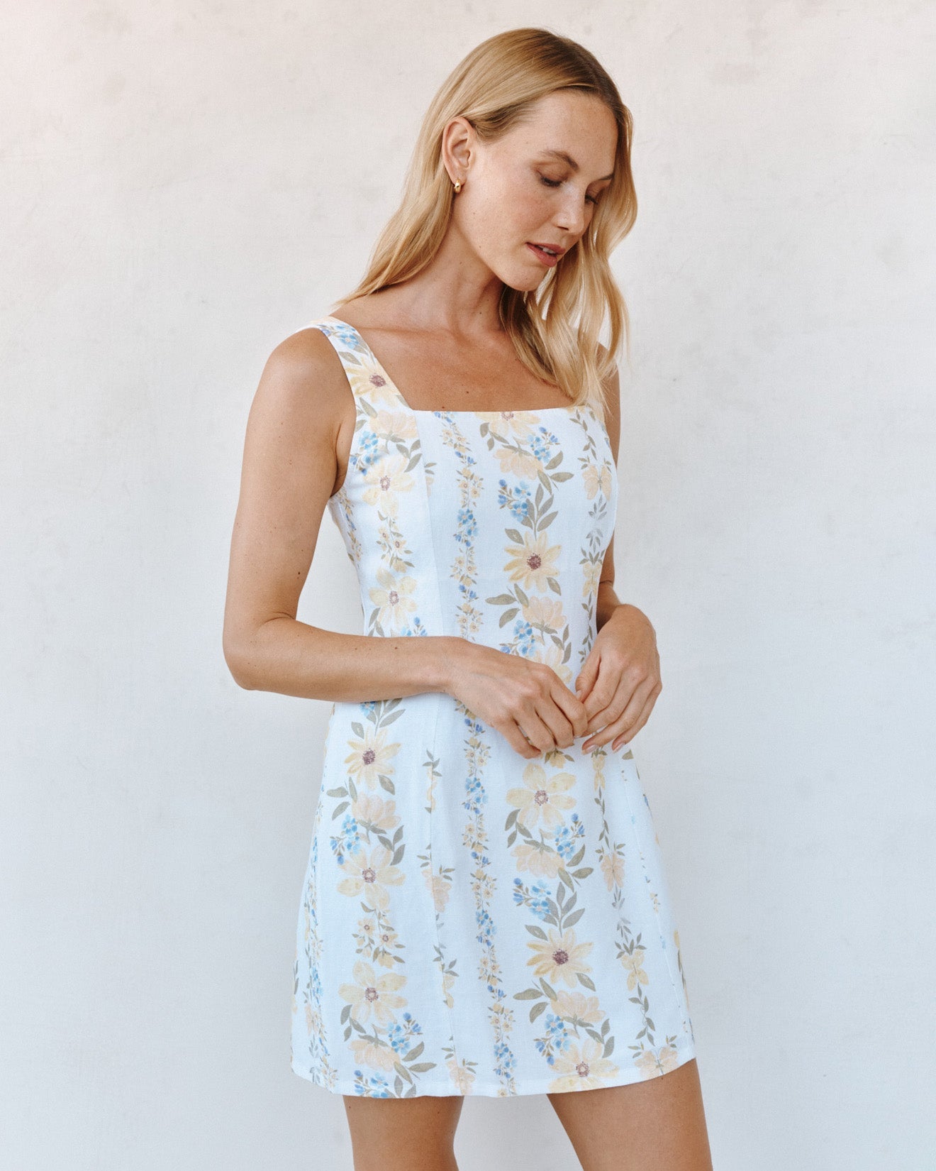 Bella DahlFitted Smocked Back Mini Dress - Wildflower Stripes PrintDresses