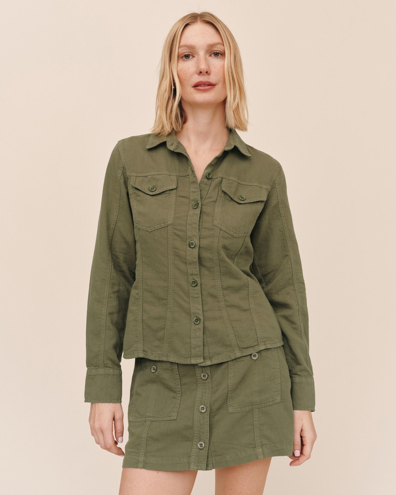 Bella DahlFitted Trucker Shirt - Olive GreenTops