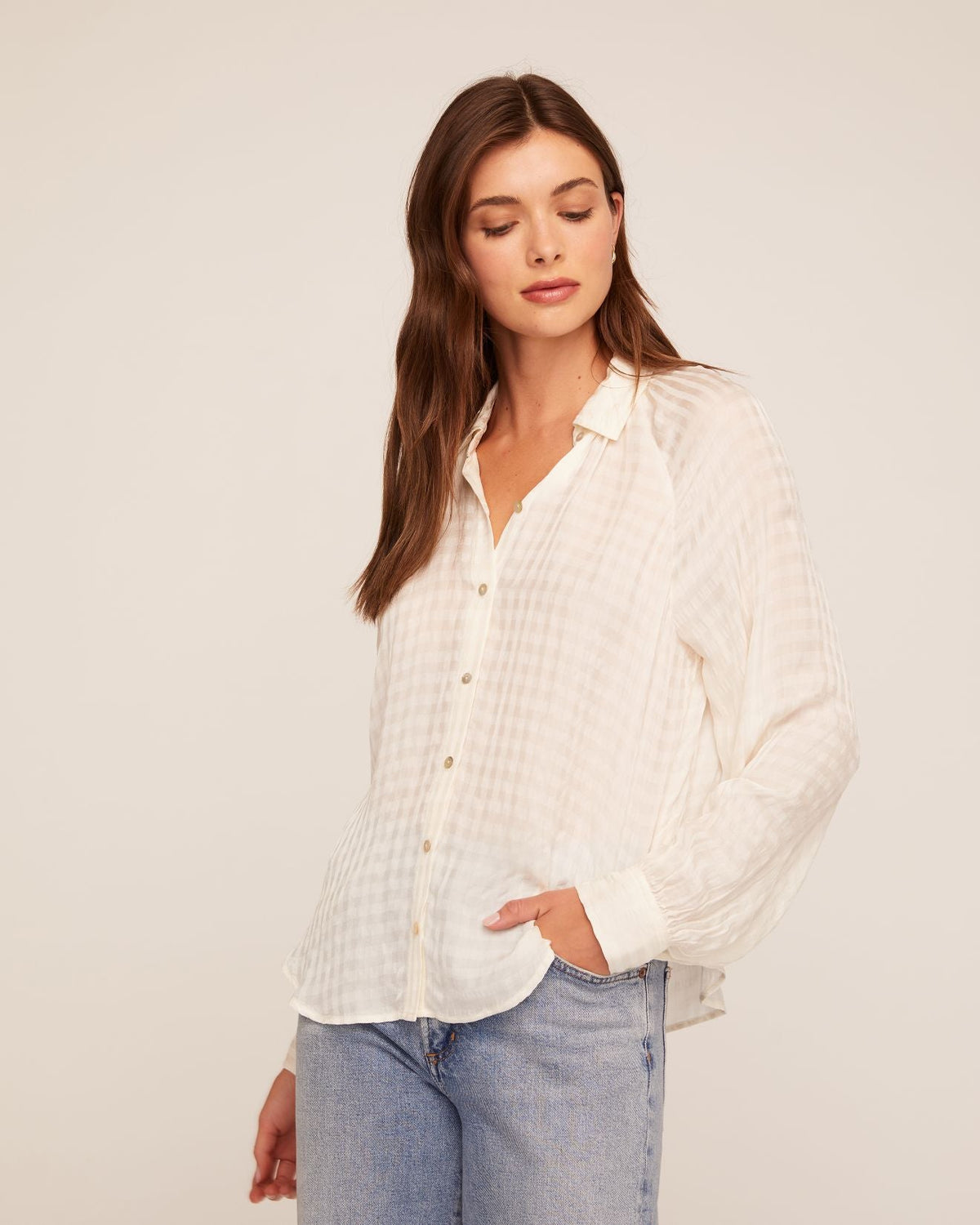 Bella DahlFlowy Raglan Sleeve Shirt - IvoryTops
