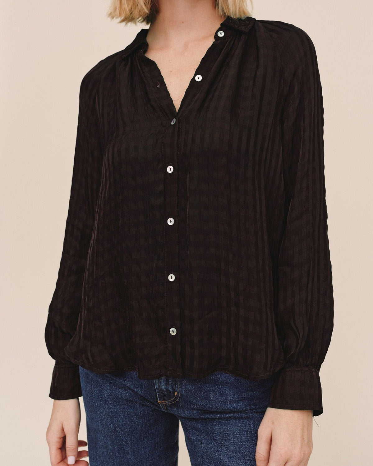 Bella DahlFlowy Raglan Sleeve Shirt - MochaTops